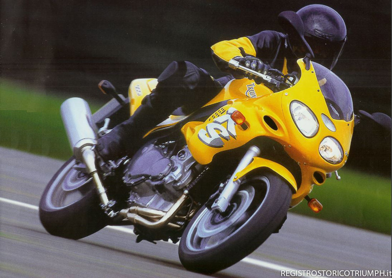 2000 - Triumph RS