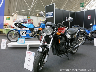 2014-04-13 AutoMotoCollection Novegro Registro Storico Triumph