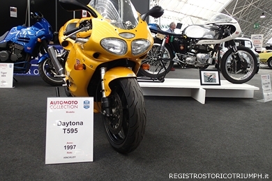 2014-04-13 AutoMotoCollection Novegro Registro Storico Triumph