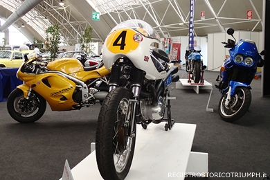 2014-04-13 AutoMotoCollection Novegro Registro Storico Triumph