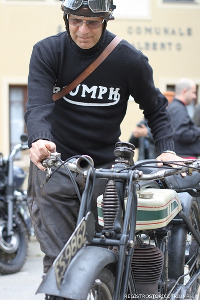 16 maggio 2015 - terzo raduno rst Registro Storico Triumph - Livorno