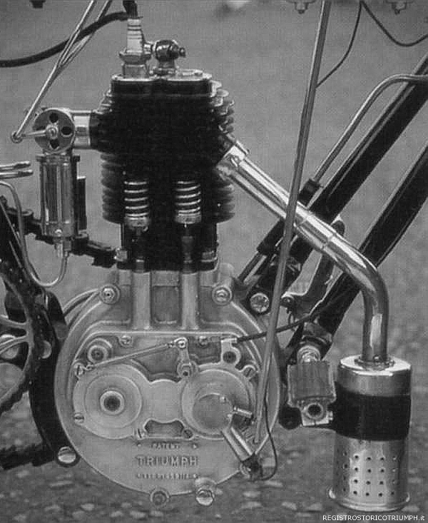 1904 - Primo motore 398cc prodotto in casa da Triumph