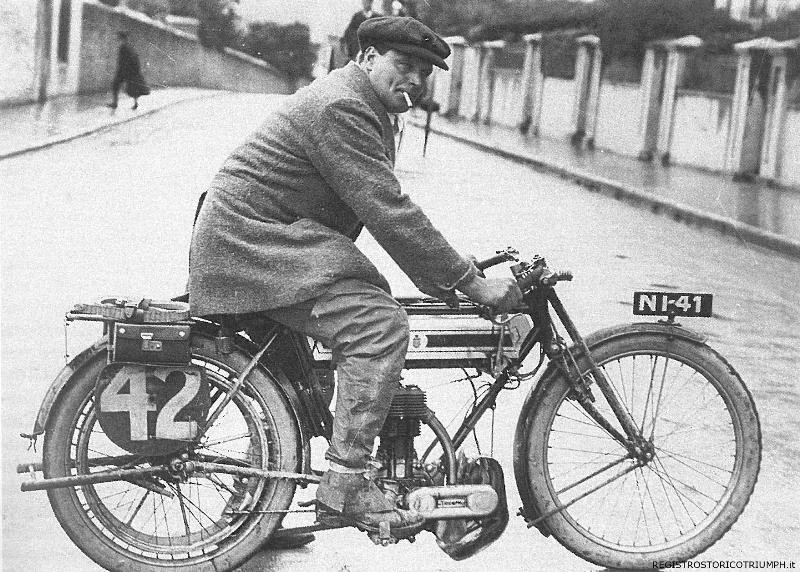 1912 - Percy Butler in sella alla sua Triumph - Senior TT Isle of Man