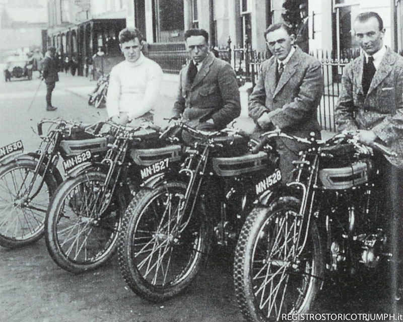 immagini/storia/1921-team-tester-triumph.jpg