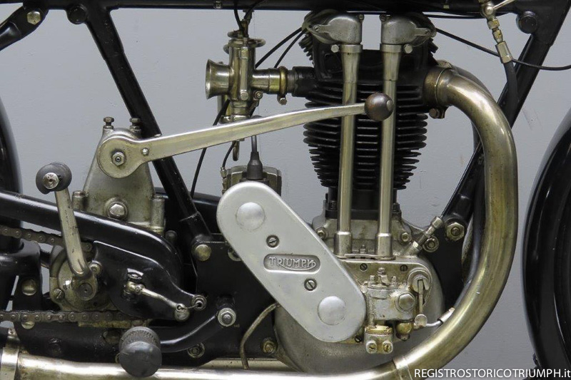 1927 - Triumph Model TT