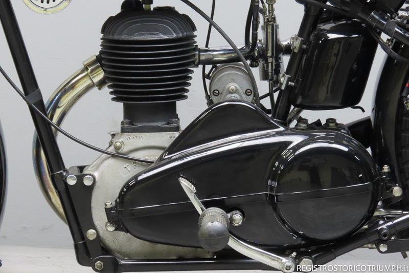 1929 - Triumph Model CN