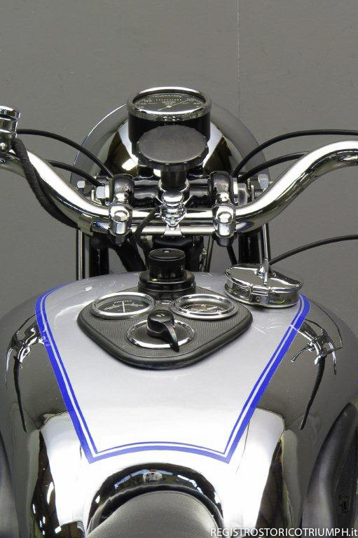 1937 - Triumph Tiger 90