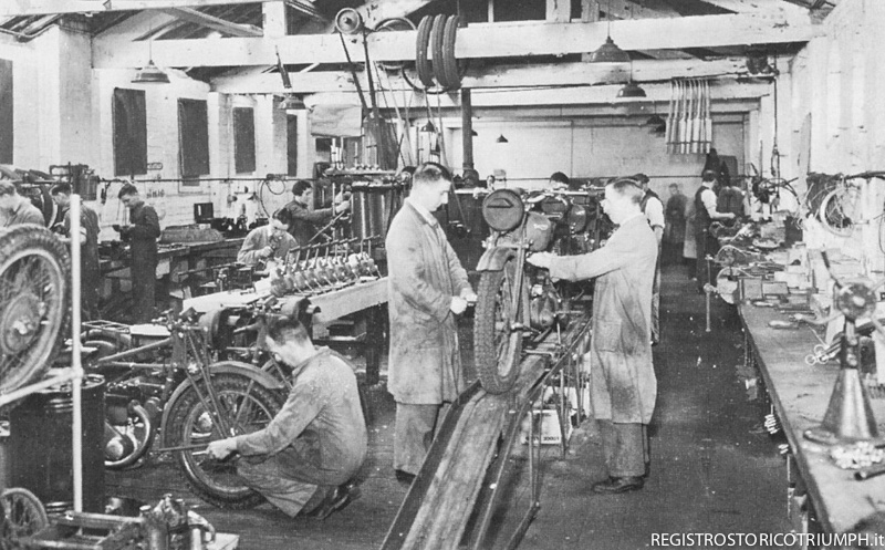 1942 - Produzione temporanea nello "stabilimento" di Warwick