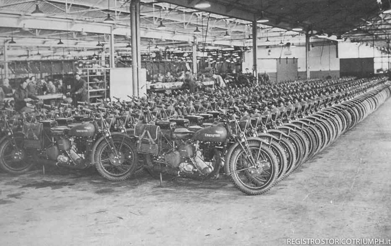 1943 - Triumph Model 3HW pronte per l'esercito