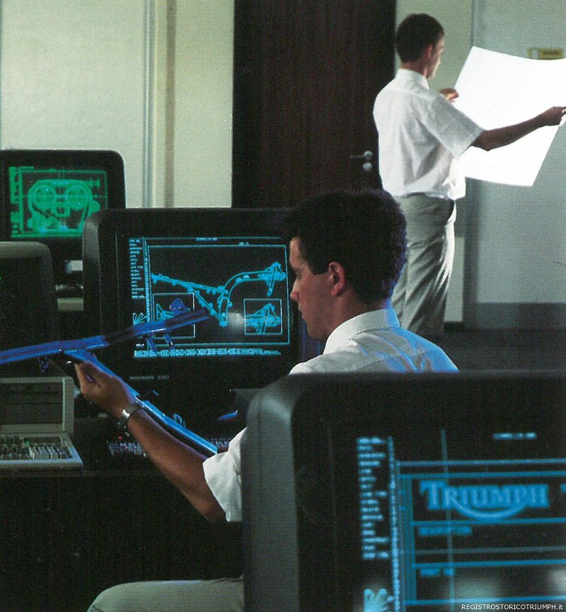 1990 - Triumph Factory T1 (ufficio tecnico)
